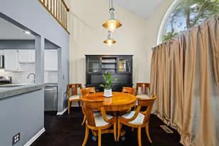 754 Ripple Brook Ln, Elgin, IL 60120 - Photo 8