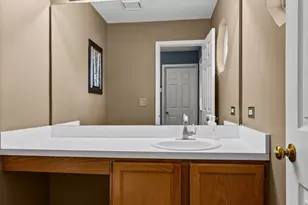 754 Ripple Brook Ln, Elgin, IL 60120 - Photo 16