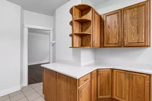 1942 W Farwell Ave, Chicago, IL 60626 - Photo 10