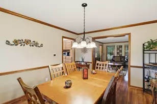 1134 Wintergreen Ct, Batavia, IL 60510 - Photo 8