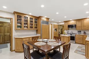 1134 Wintergreen Ct, Batavia, IL 60510 - Photo 10