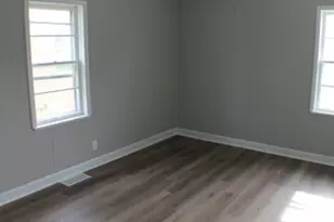 2101 Eshcol Ave, Zion, IL 60099 - Photo 10