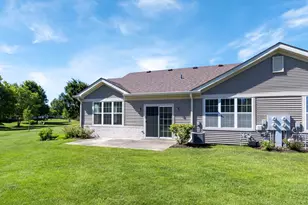16567 Buckner Pond Wy, Crest Hill, IL 60403 - Photo 2