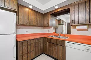 1815 Oakton St, Park Ridge, IL 60068 - Photo 14