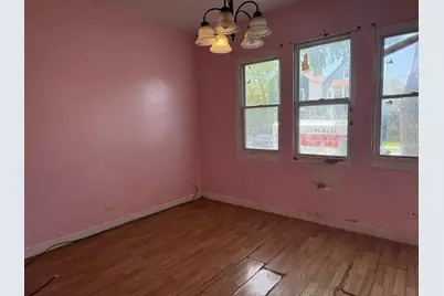 8711 S Exchange Avenue, Chicago, IL 60617 - Photo 2