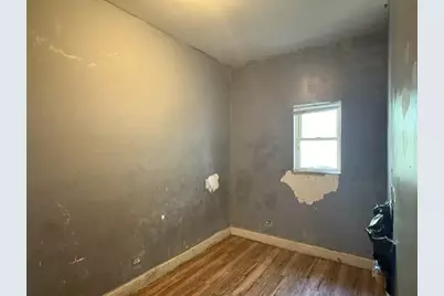 8711 S Exchange Avenue, Chicago, IL 60617 - Photo 14