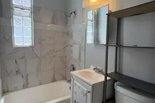 8711 S Exchange Ave, Chicago, IL 60617 - Photo 18