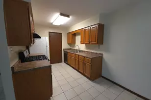 412 E Bailey Rd, Naperville, IL 60565 - Photo 4