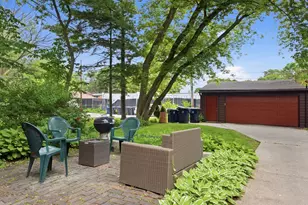 2311 Brown Ave, Evanston, IL 60201 - Photo 22