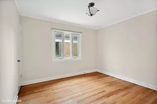 2311 Brown Ave, Evanston, IL 60201 - Photo 16