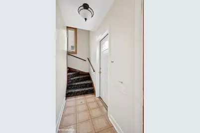 2311 Brown Avenue, Evanston, IL 60201 - Photo 4