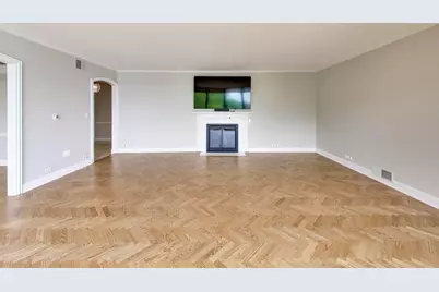 1420 Sheridan Road #6B, Wilmette, IL 60091 - Photo 4