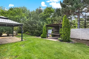 9832 Folkers Dr, Frankfort, IL 60423 - Photo 44