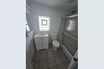 7139 W 74th Street, Chicago, IL 60638 - Photo 8