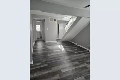 7139 W 74th Street, Chicago, IL 60638 - Photo 6