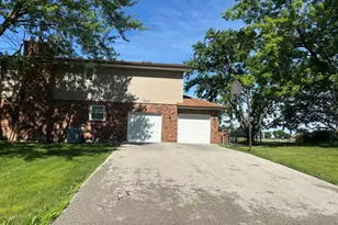 17514 S Robert Emmett Dr, Homer Glen, IL 60491 - Photo 2