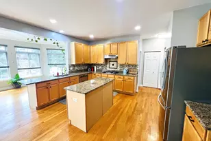 416 Ptarmigan Pl, Lindenhurst, IL 60046 - Photo 12