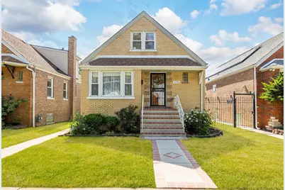 4354 S Komensky Avenue, Chicago, IL 60632 - Photo 1