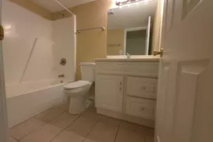 1665 Coach Dr, Naperville, IL 60565 - Photo 10