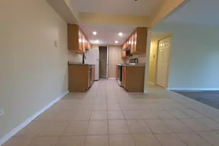 1665 Coach Dr, Naperville, IL 60565 - Photo 4