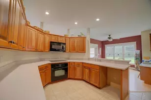 1646 N 2050 East Rd, Watseka, IL 60970 - Photo 12