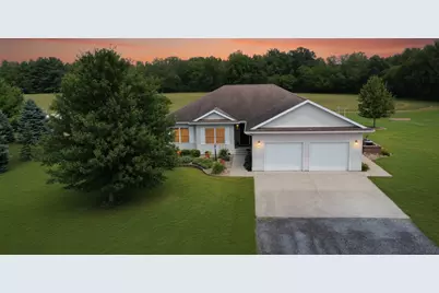 1646 N 2050 East Road, Watseka, IL 60970 - Photo 1