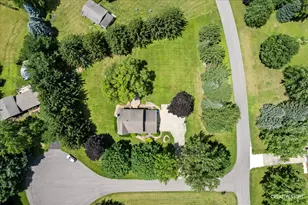 1N090 Kaneview Ct, Maple Park, IL 60151 - Photo 34