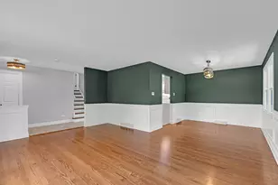 1320 E 169th Pl, South Holland, IL 60473 - Photo 4