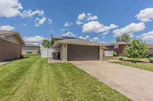 1320 E 169th Pl, South Holland, IL 60473 - Photo 24