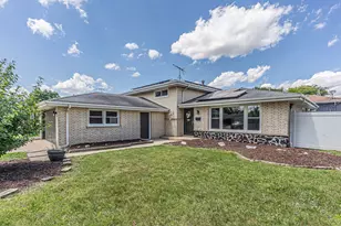 1320 E 169th Pl, South Holland, IL 60473 - Photo 26