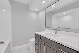 1320 E 169th Pl, South Holland, IL 60473 - Photo 20