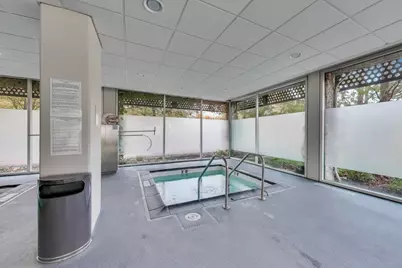 800 Elgin Road #1404, Evanston, IL 60201 - Photo 18