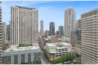 550 N St Clair Street #2105, Chicago, IL 60611 - Photo 14