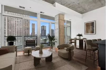 550 N St Clair Street #2105, Chicago, IL 60611 - Photo 2
