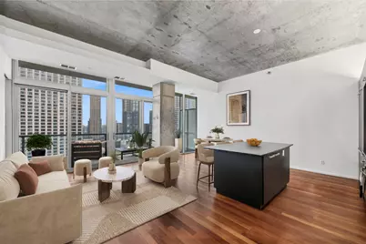 550 N St Clair Street #2105, Chicago, IL 60611 - Photo 4