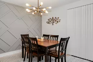 8251 Mulberry Ct, Palos Hills, IL 60465 - Photo 6