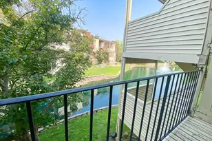 182 S Waters Edge Dr, Glendale Heights, IL 60139 - Photo 16