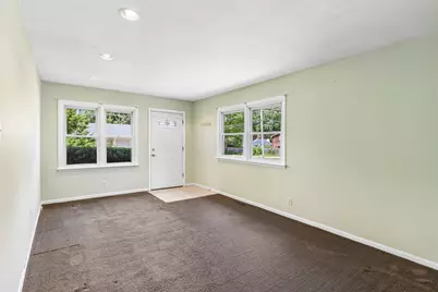 91 Bay Road, Fox Lake, IL 60020 - Photo 4