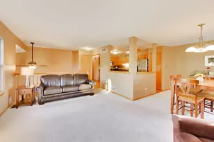 7957 Stewart Dr, Darien, IL 60561 - Photo 8