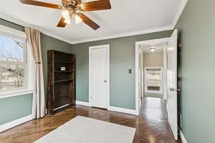 8646 Harms Rd, Skokie, IL 60077 - Photo 14