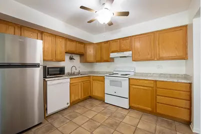 2214 S Goebbert Road #178, Arlington Heights, IL 60005 - Photo 10
