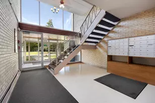 2214 S Goebbert Rd, Arlington Heights, IL 60005 - Photo 20