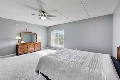 601 W Rand Road #201, Arlington Heights, IL 60004 - Photo 10