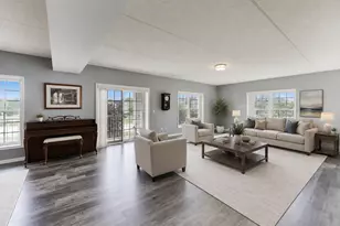 601 W Rand Rd, Arlington Heights, IL 60004 - Photo 4