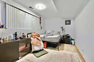 7051 W 64th Pl, Chicago, IL 60638 - Photo 18