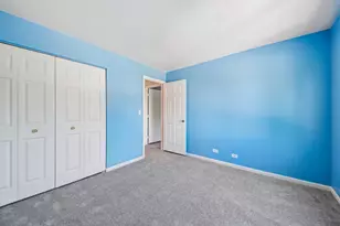 124 W Morningside Ln, Buffalo Grove, IL 60089 - Photo 12