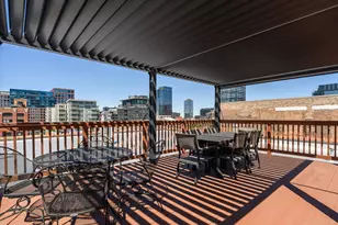 23 N Green St, Chicago, IL 60607 - Photo 32