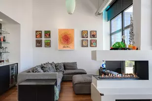 23 N Green St, Chicago, IL 60607 - Photo 10