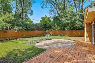 451 S Lakeshore Dr, Mundelein, IL 60060 - Photo 18