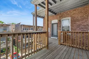 832 W Lakeside Pl, Chicago, IL 60640 - Photo 16